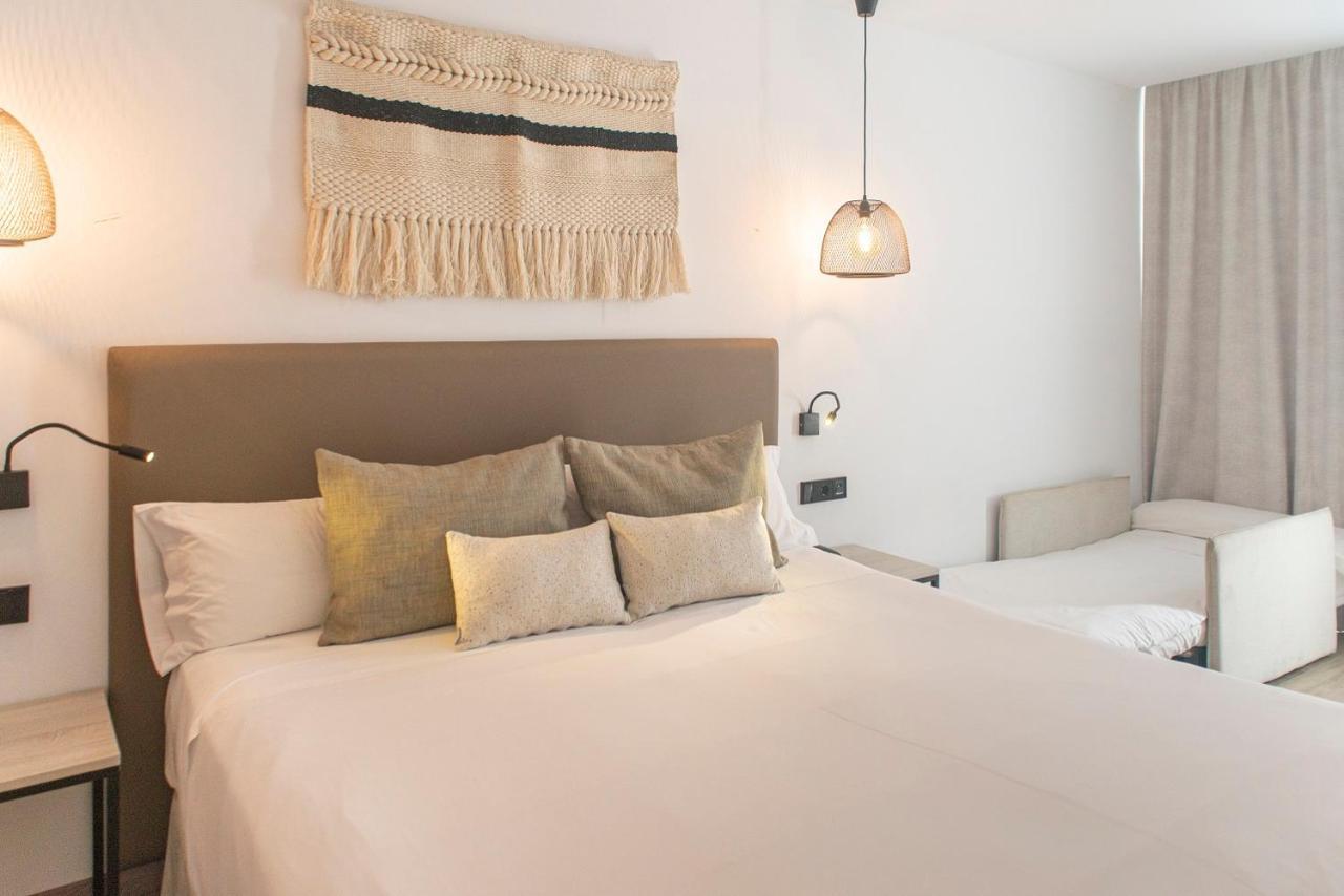 Hotel Sa Clau By Mambo Sant Antoni de Portmany Zewnętrze zdjęcie