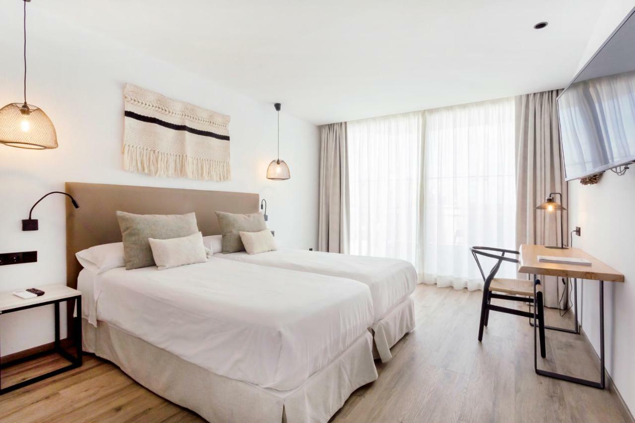 Hotel Sa Clau By Mambo Sant Antoni de Portmany Zewnętrze zdjęcie